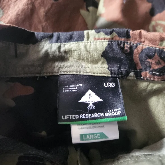 Lifted Research Group Large Camo Short Sleeve - Picture 6 of 9